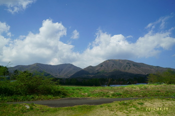 DSC02806麓から中蒜山.JPG